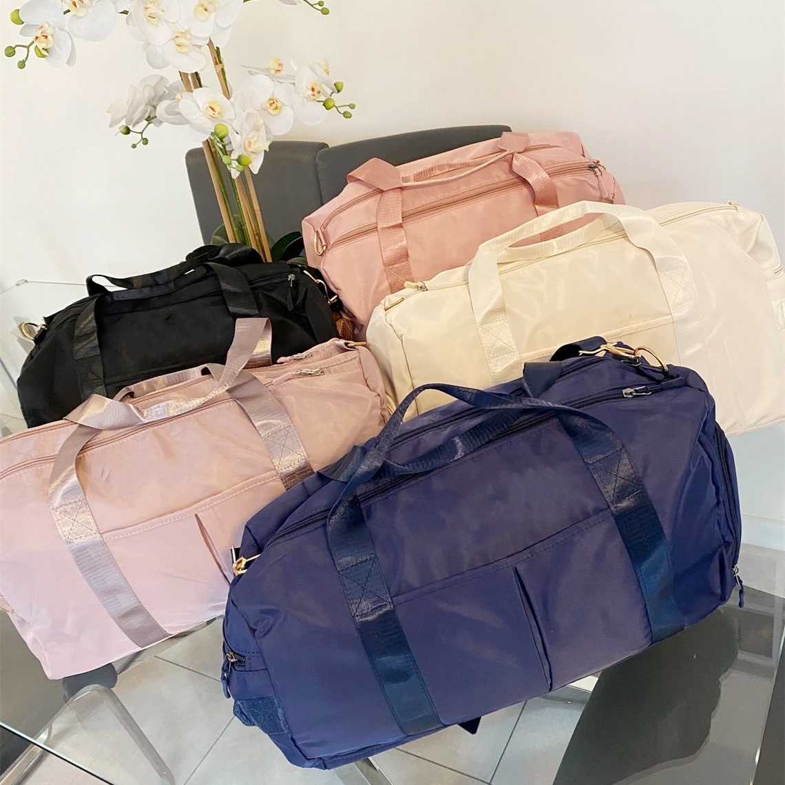 Sports Travel Pink Duffle Bags Waterproof Workout Custom Polyester Gym Bag