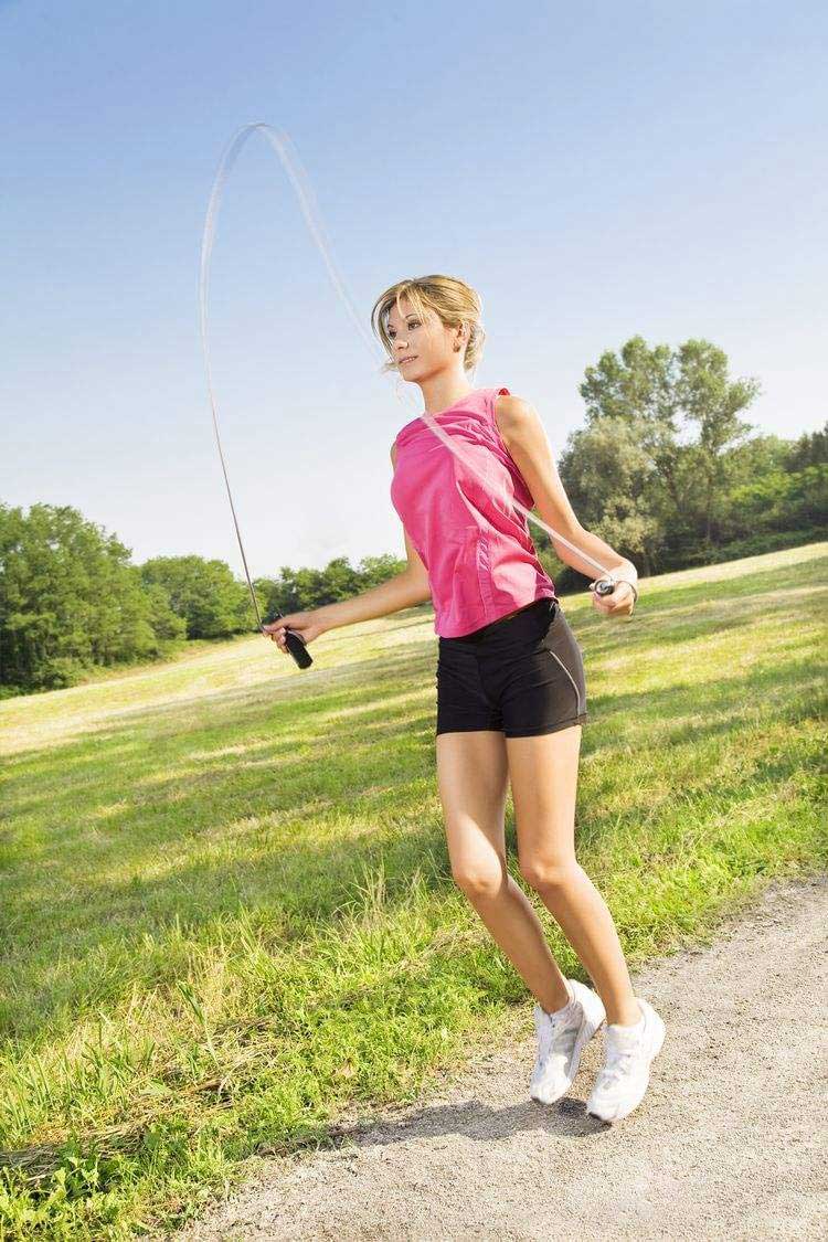 Jump rope 2000 times a day, after a month, what will happen to the body?